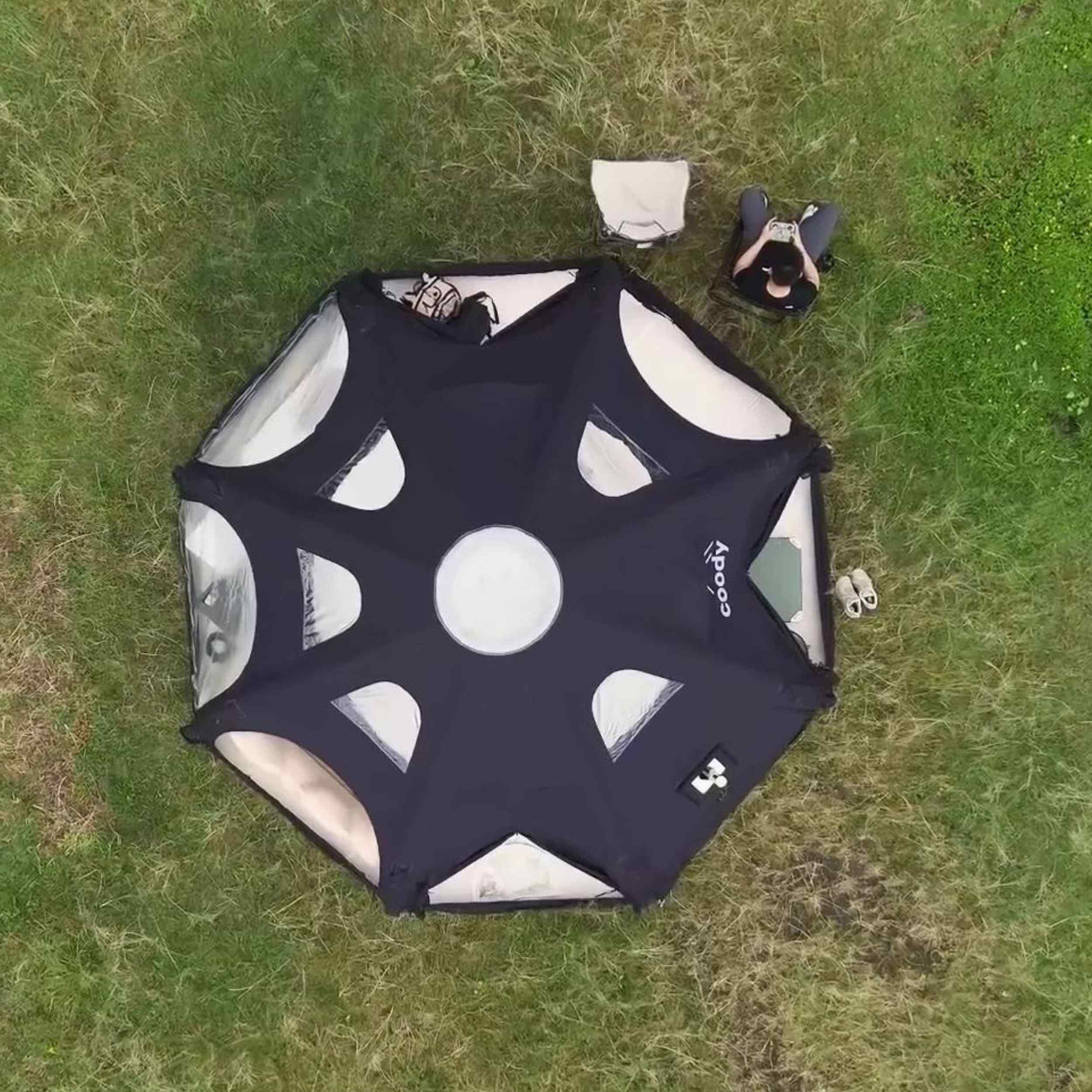 Coody Aurora Dome Black Inflatable Shelter for Outdoors (2-4 person) - Image 10