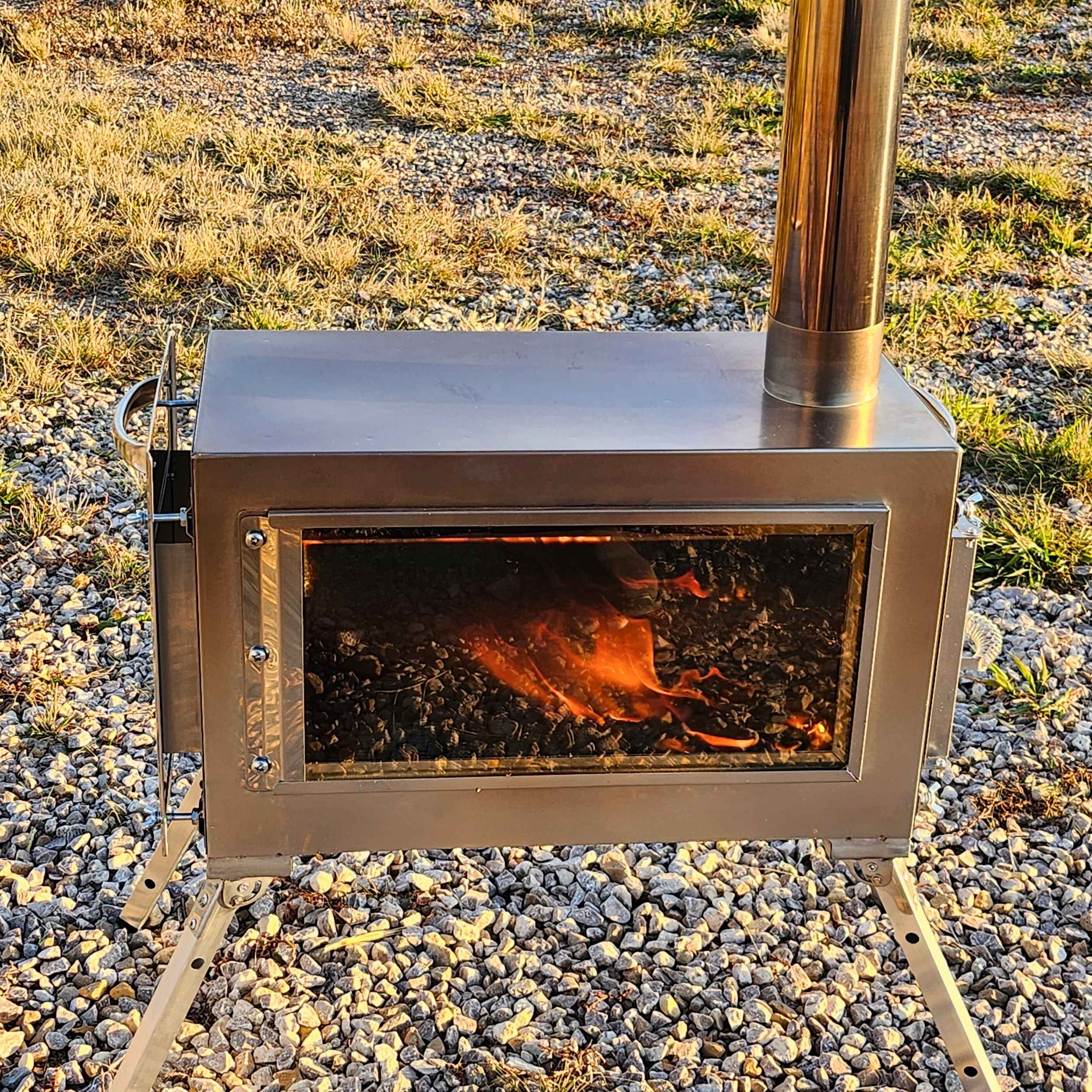 RBM Outdoors Wood Stove With Fire-Resistant Glass "Caminus M" - Image 5